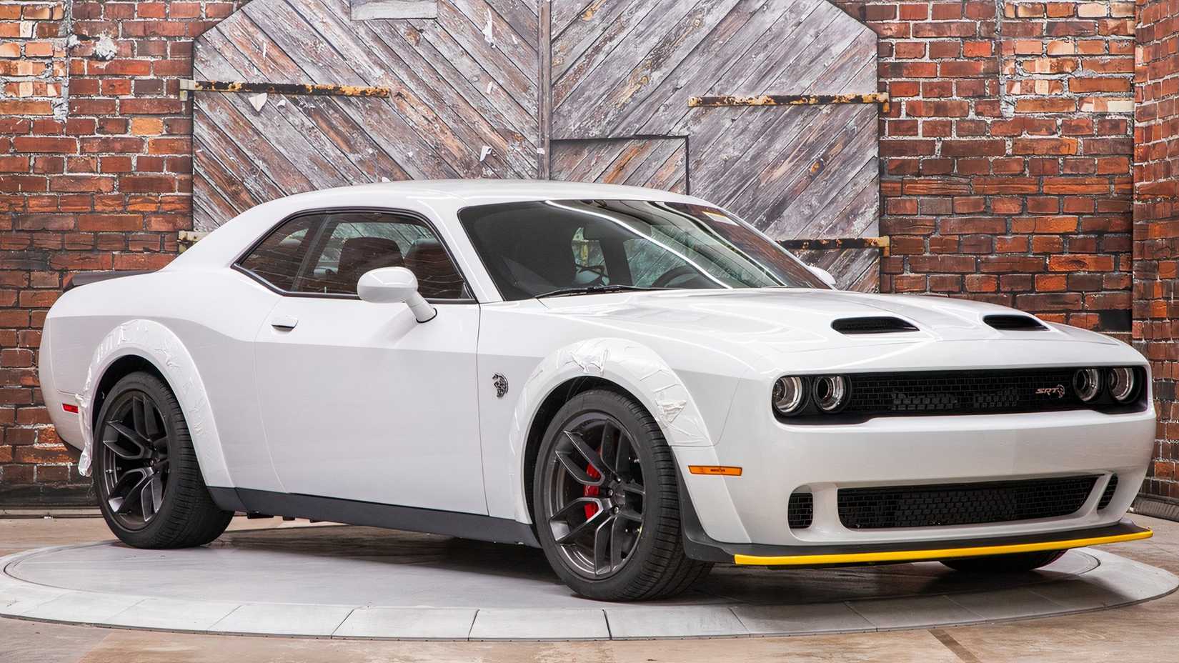 3/4 front view of 2023 Dodge Challenger SRT Hellcat