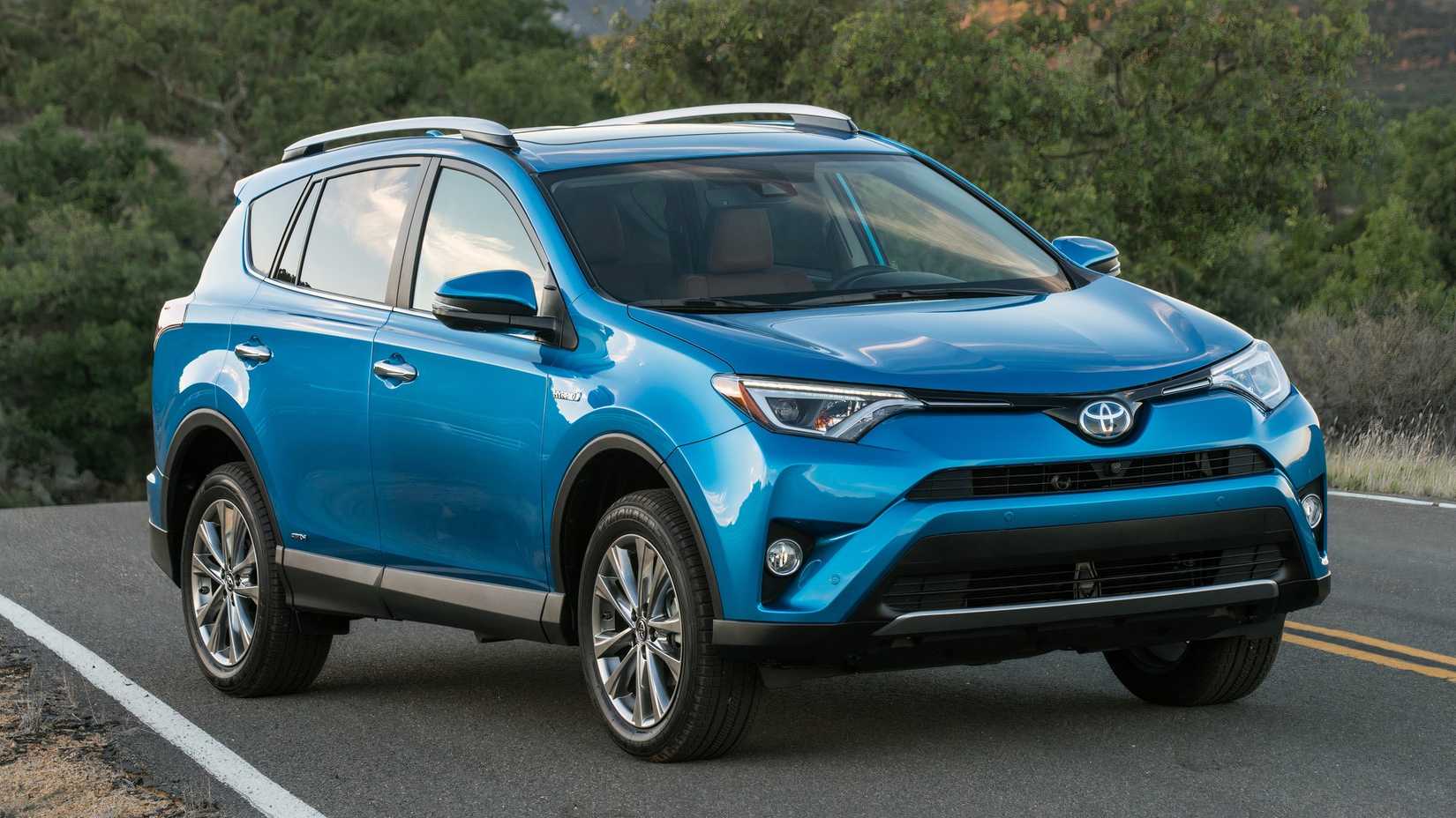 Foto frontal híbrida do Toyota RAV4 2017