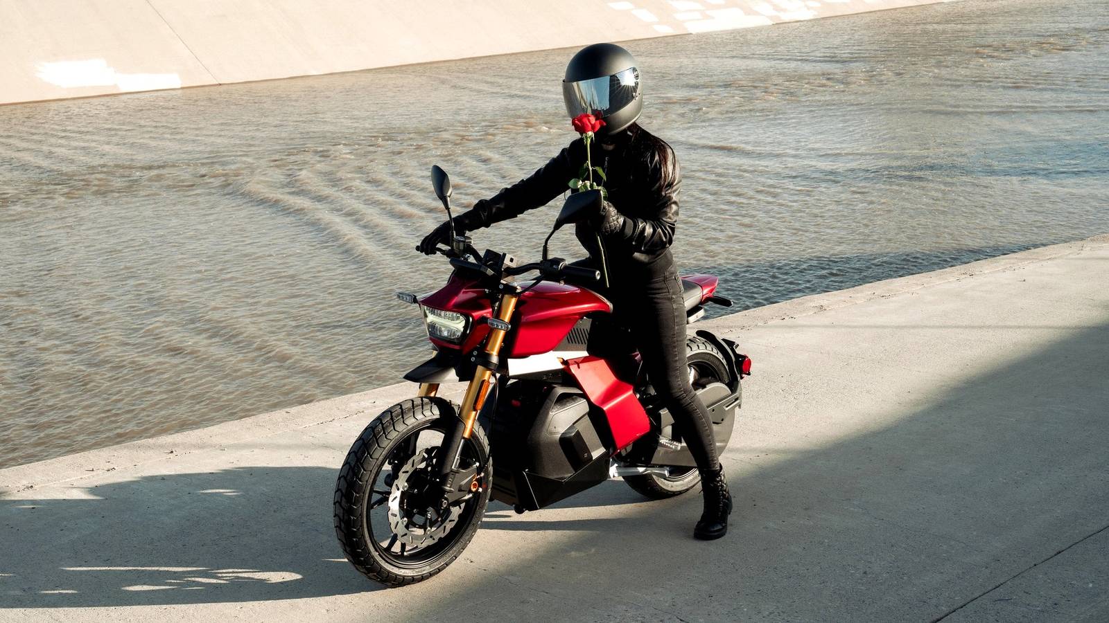 2023 Ryvid Anthem Launch Edition first ride review - RevZilla