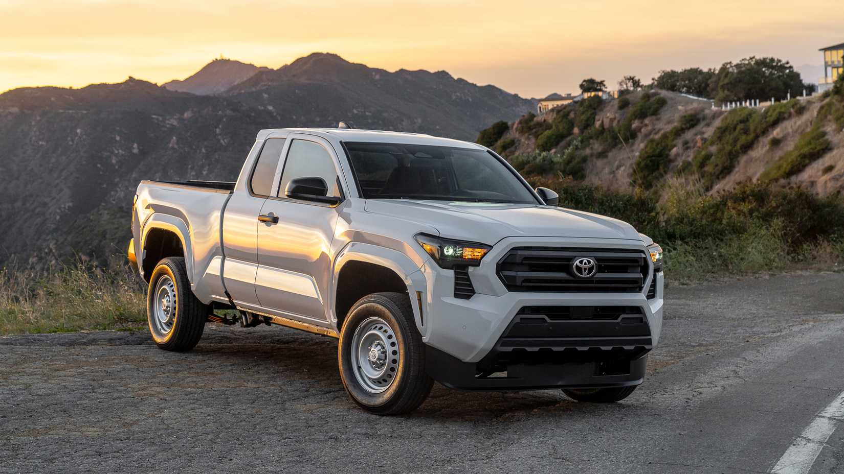 2024 Toyota Tacoma Exterior-10