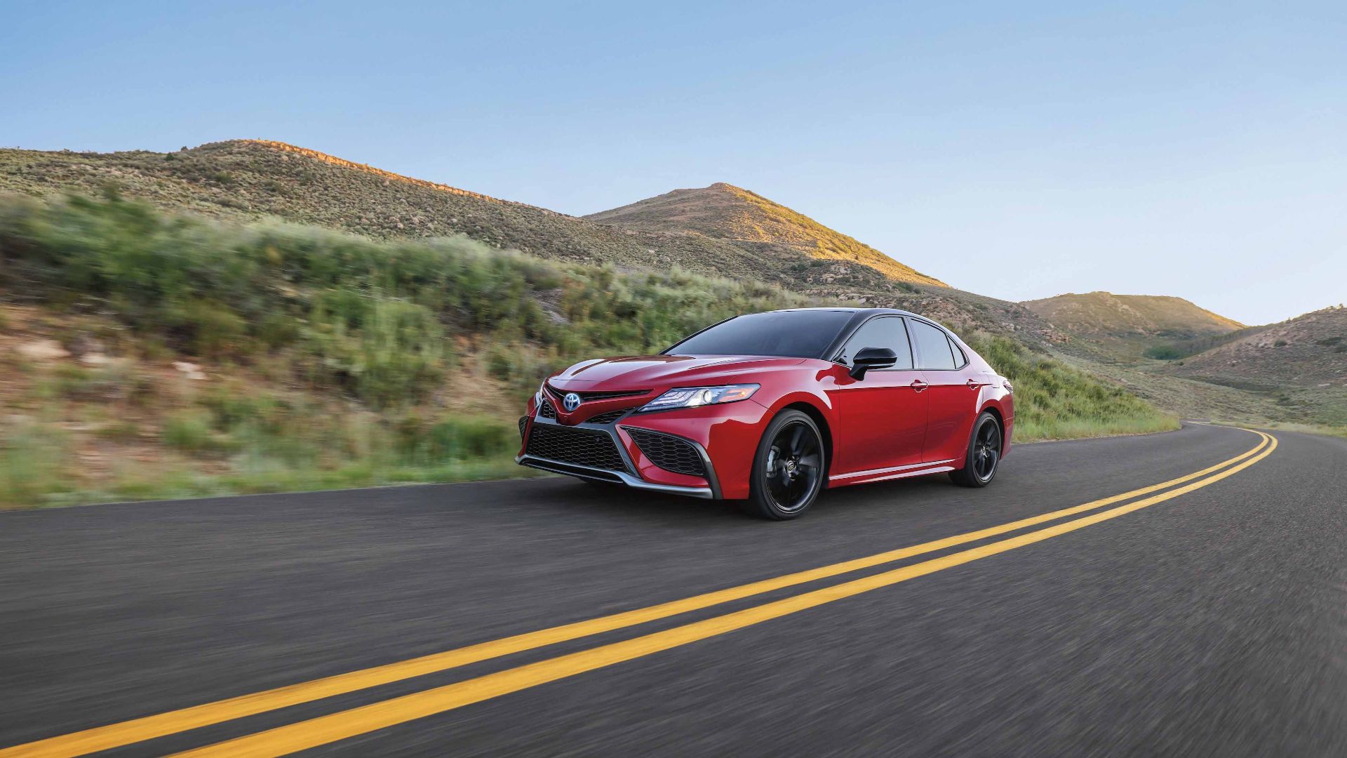 2024 Toyota Camry Hybrid XSE