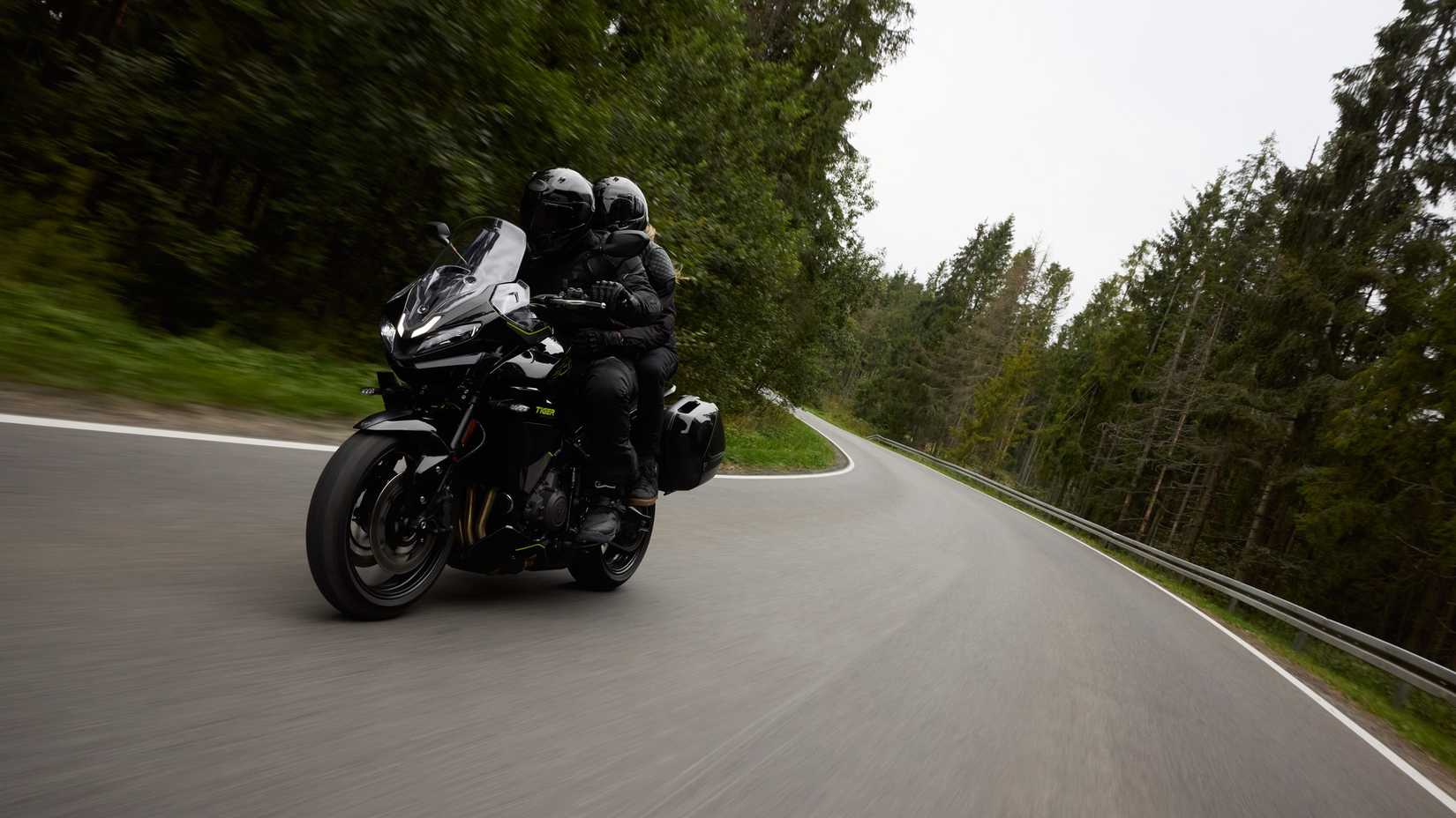 2025 Triumph Tiger Sport 800 Ação (1)
