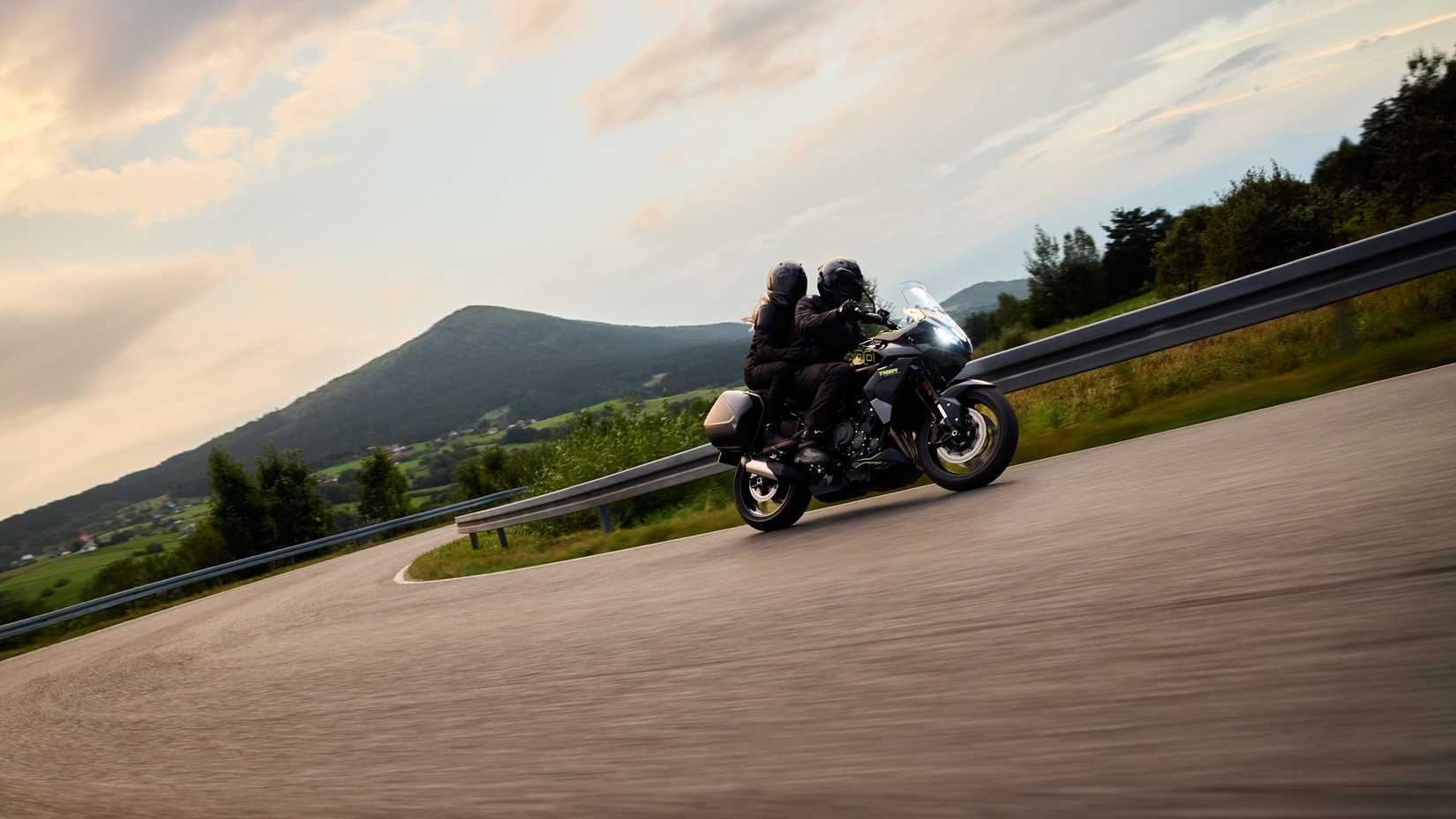 2025 Triumph Tiger Sport 800 Ação (3)