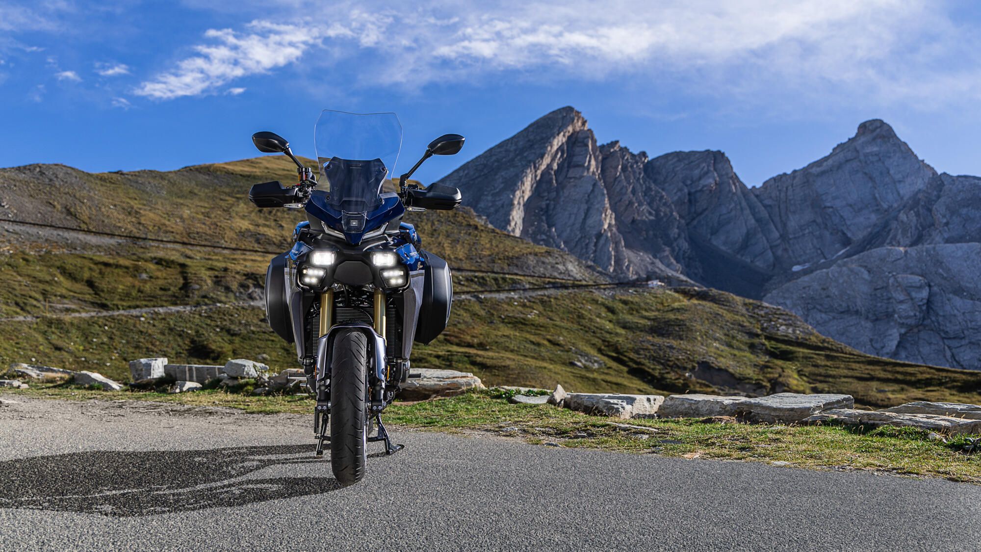 Check Out Yamaha's Most Advanced Motorcycle: 2025 Tracer 9 GT+