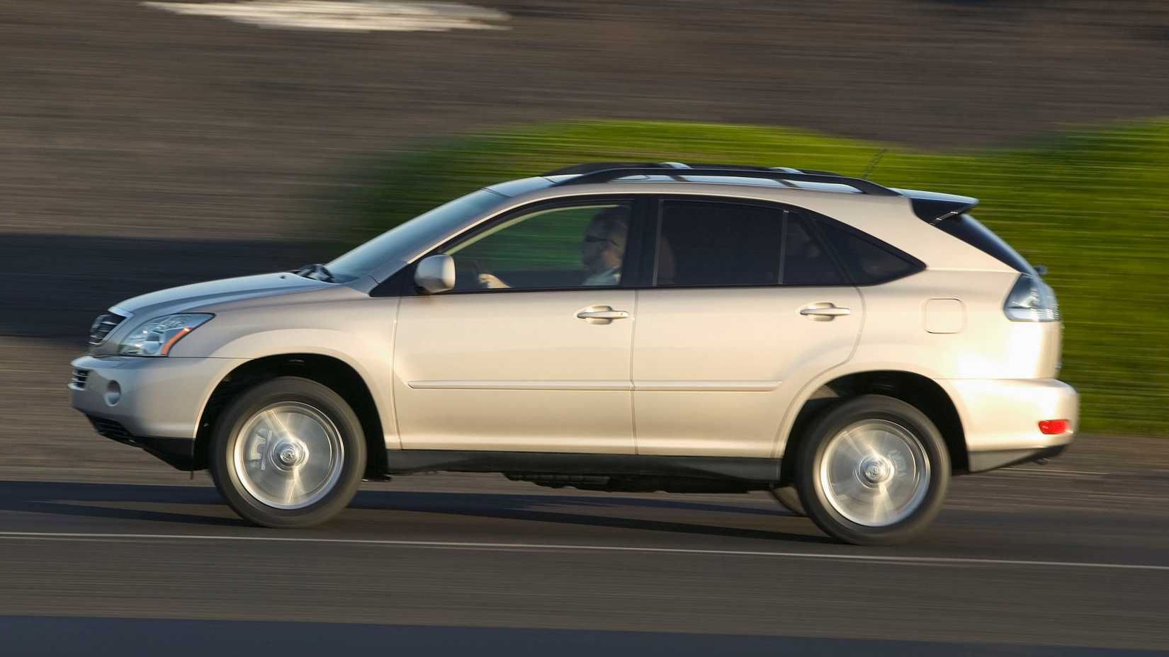 Here's How Much A 2006 Lexus RX Hybrid Is Worth Today