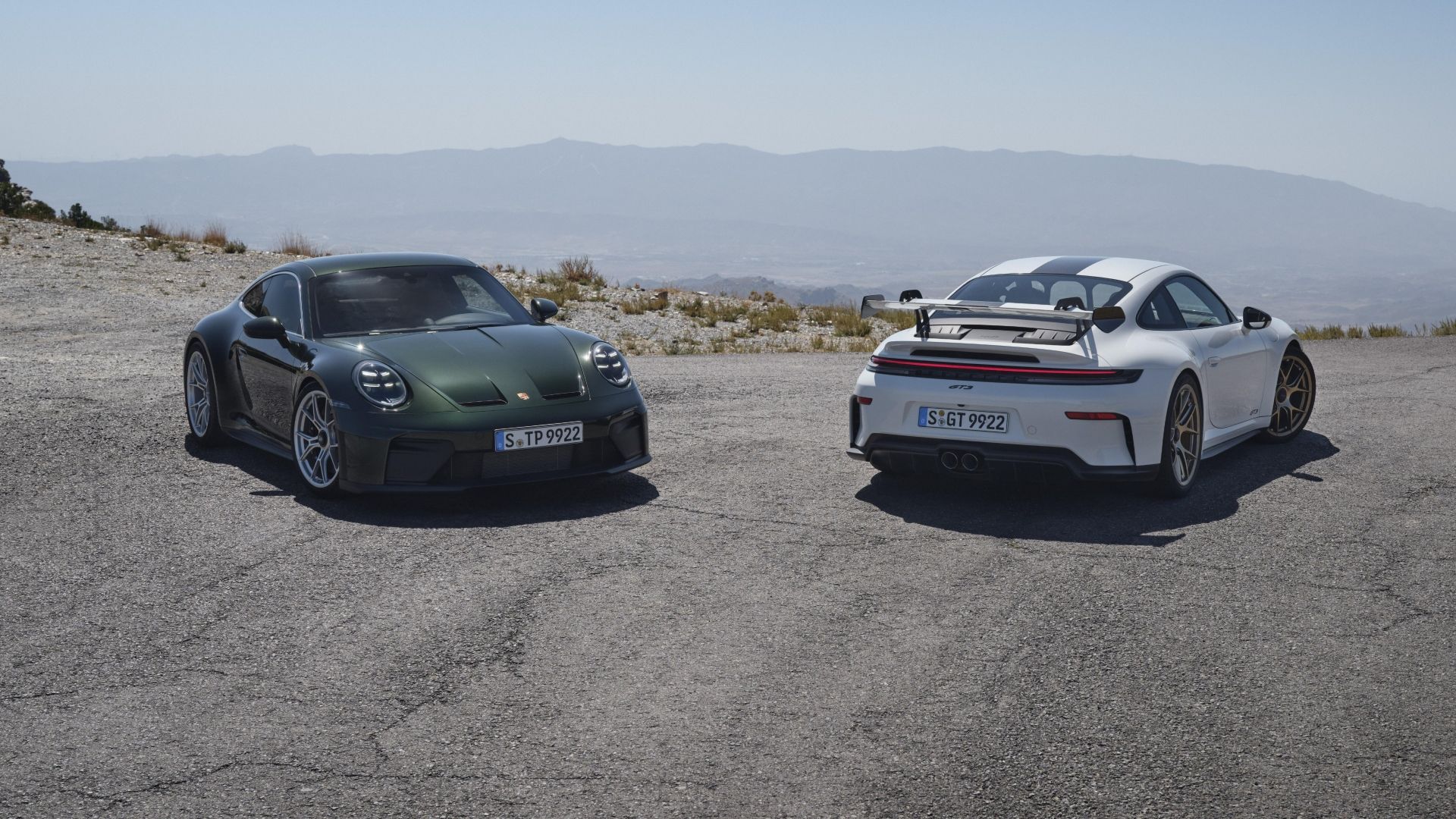 포르쉐 911 GT3와 터보 S가 실제로는 경쟁 모델이 아닌 이유