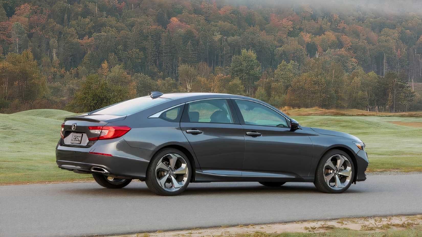 Side shot of a 2020 Honda Accord