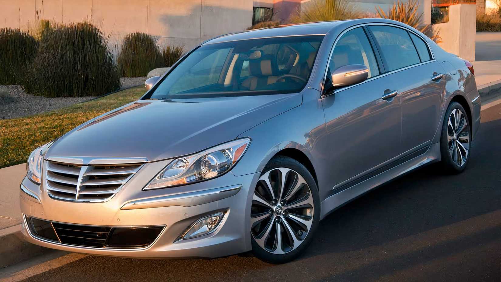 10 V8-Powered Sedans That Are Still Affordable Today