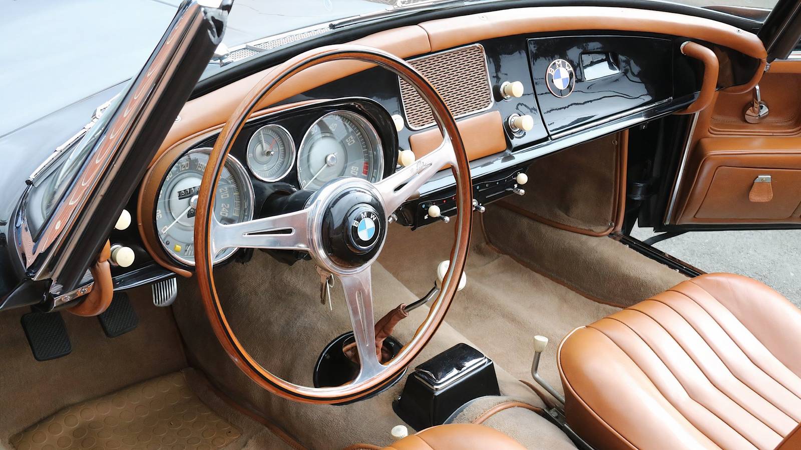 10 Dream BMW Models Every Enthusiast Still Secretly Wants