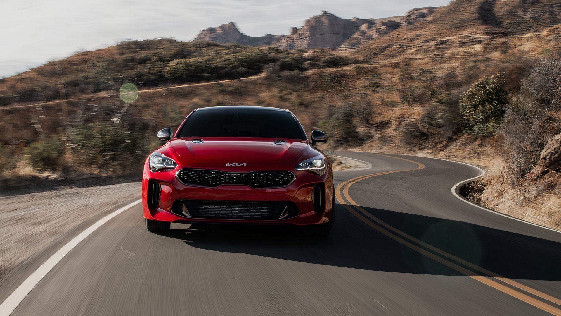 Front shot of a 2023 Kia Stinger GT2