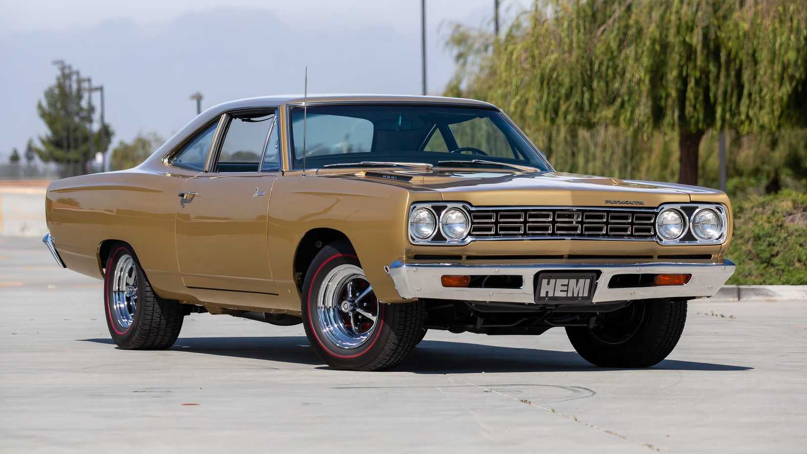 3/4 front view of gold 1968 Plymouth Road Runner