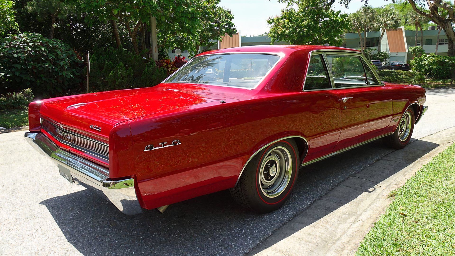 How The Pontiac GTO Revolutionized Muscle Cars In The ‘60s