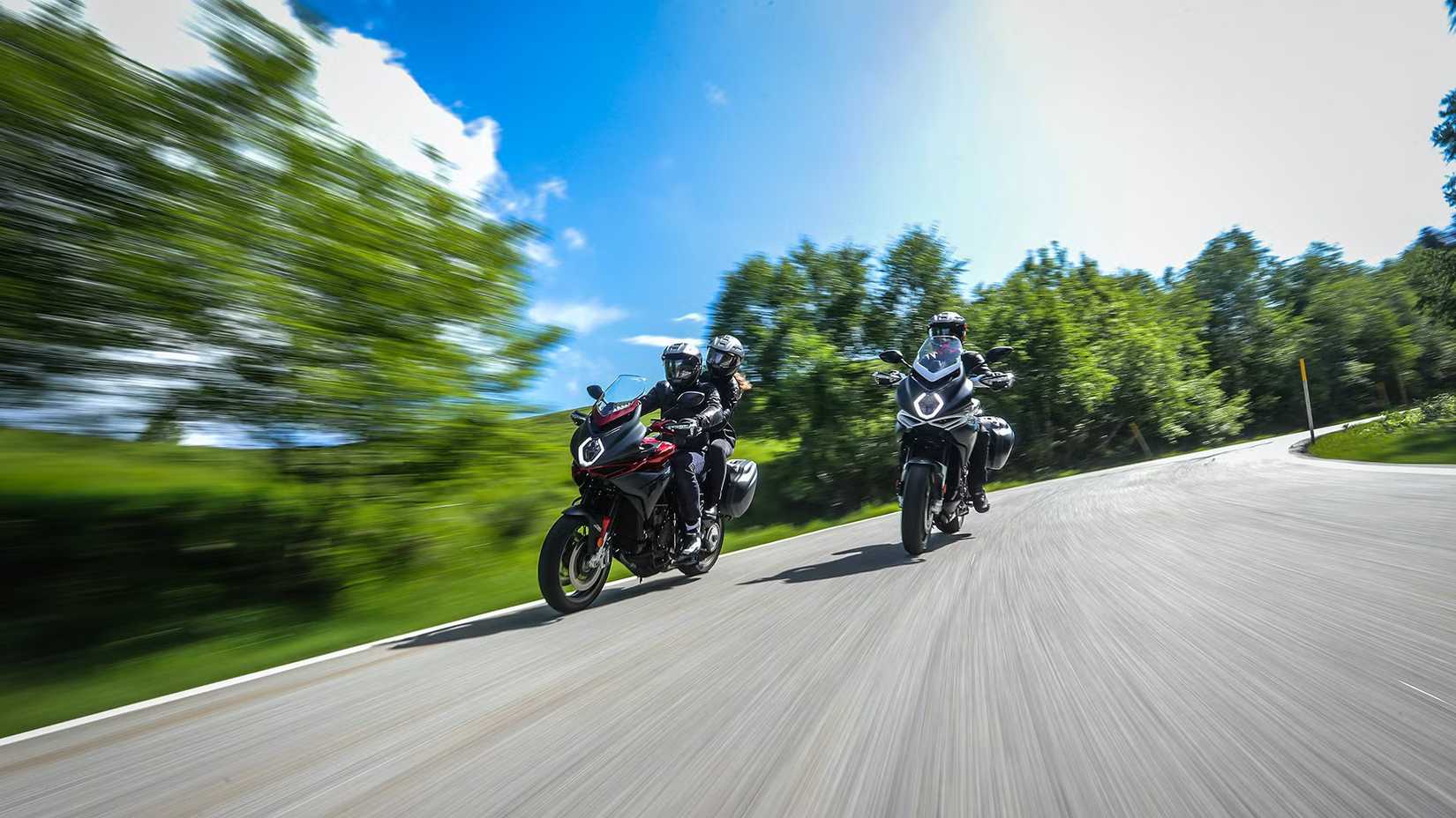 MV Agusta Turismo Veloce Lusso SCS on the road