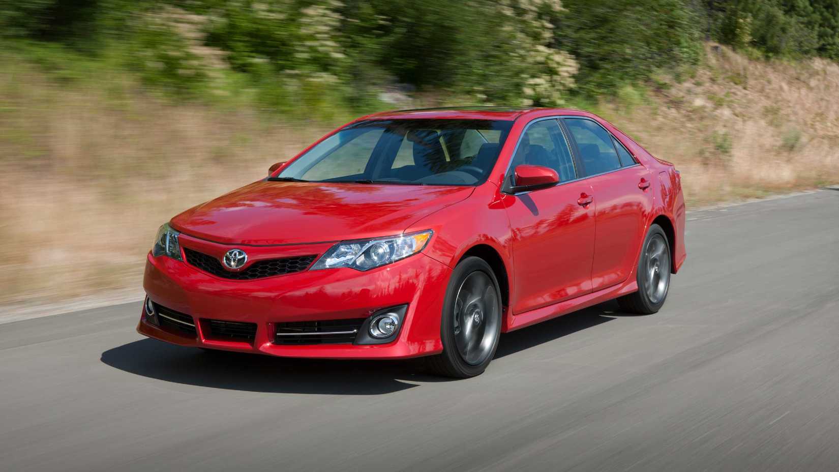 2012-2014 Toyota Camry SE