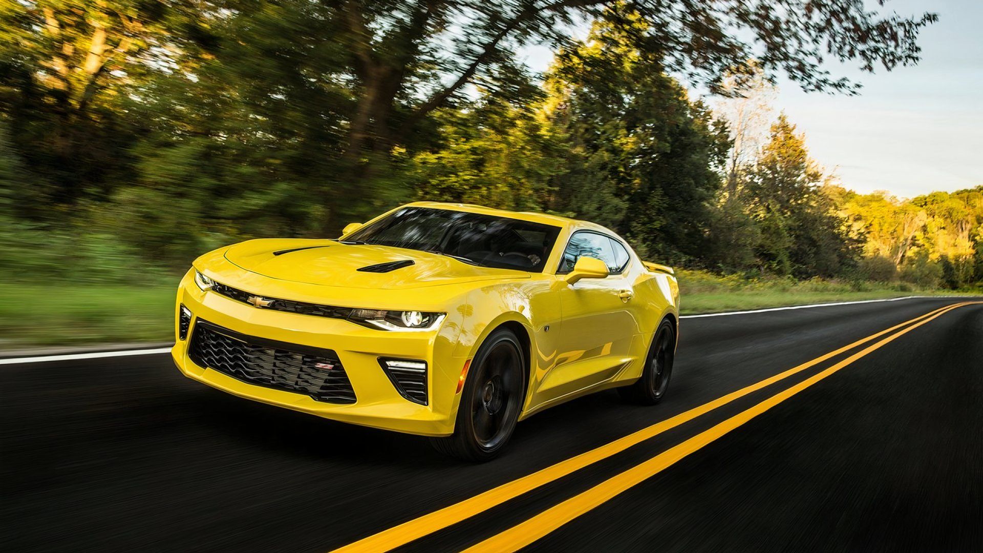 Chevrolet Camaro, vista frontal, amarelo