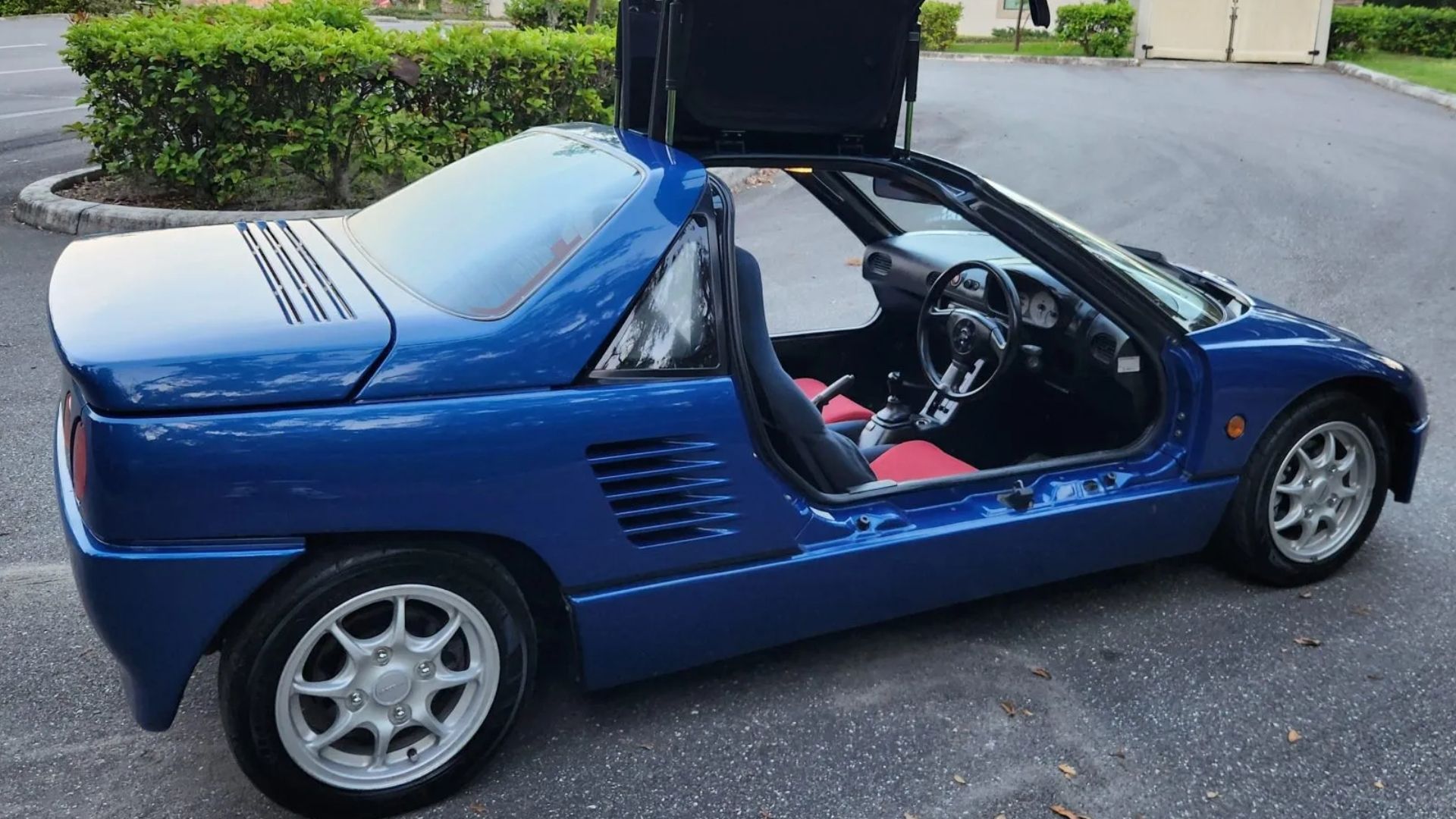 Why Car Enthusiasts Are Turning to Japanese Kei Cars For Fun And