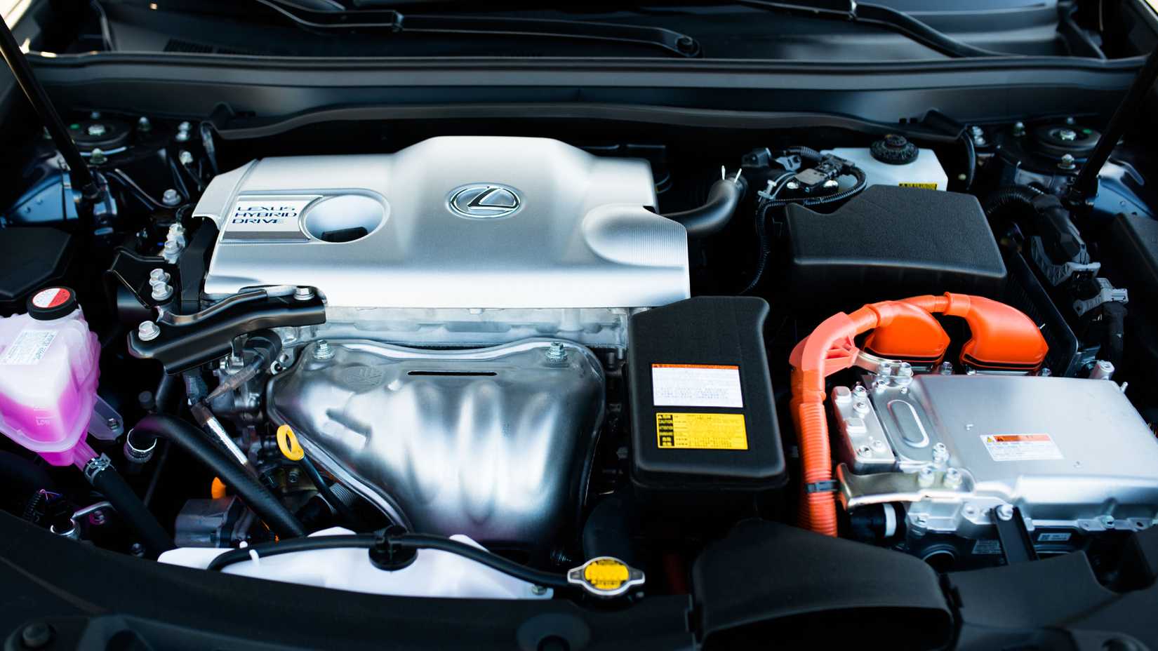 2018 Lexus ES 300h Engine
