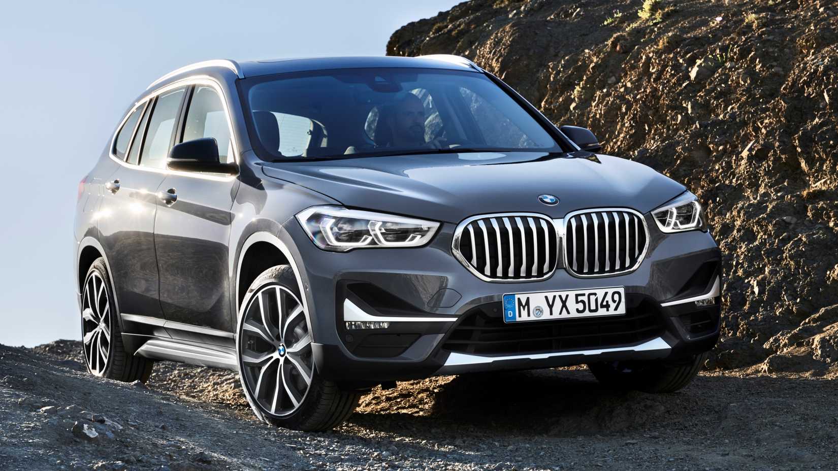 2020 BMW X1 front 3/4 exterior shot