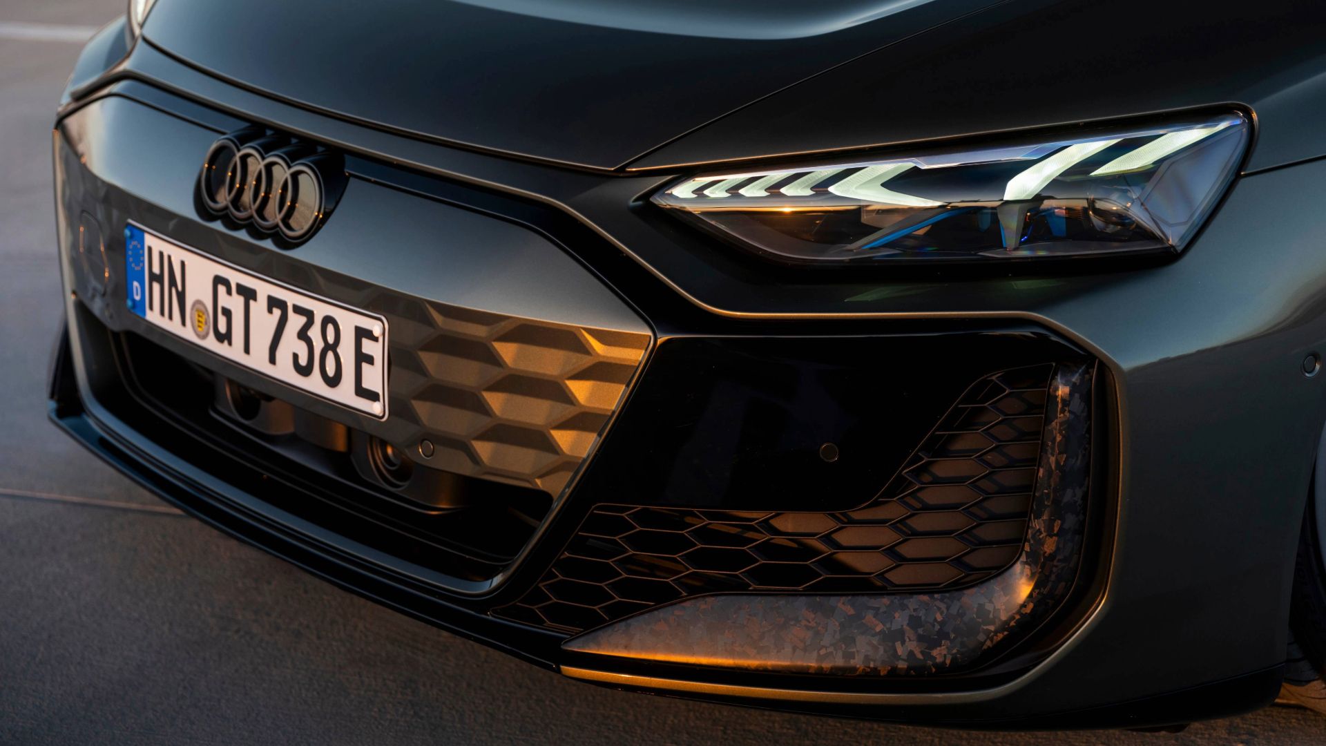 2025 Audi RS e-tron GT performance front fascia close-up shot