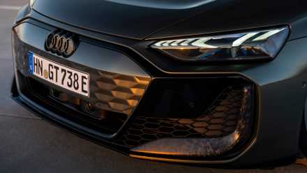 2025 Audi RS e-tron GT performance front fascia close-up shot