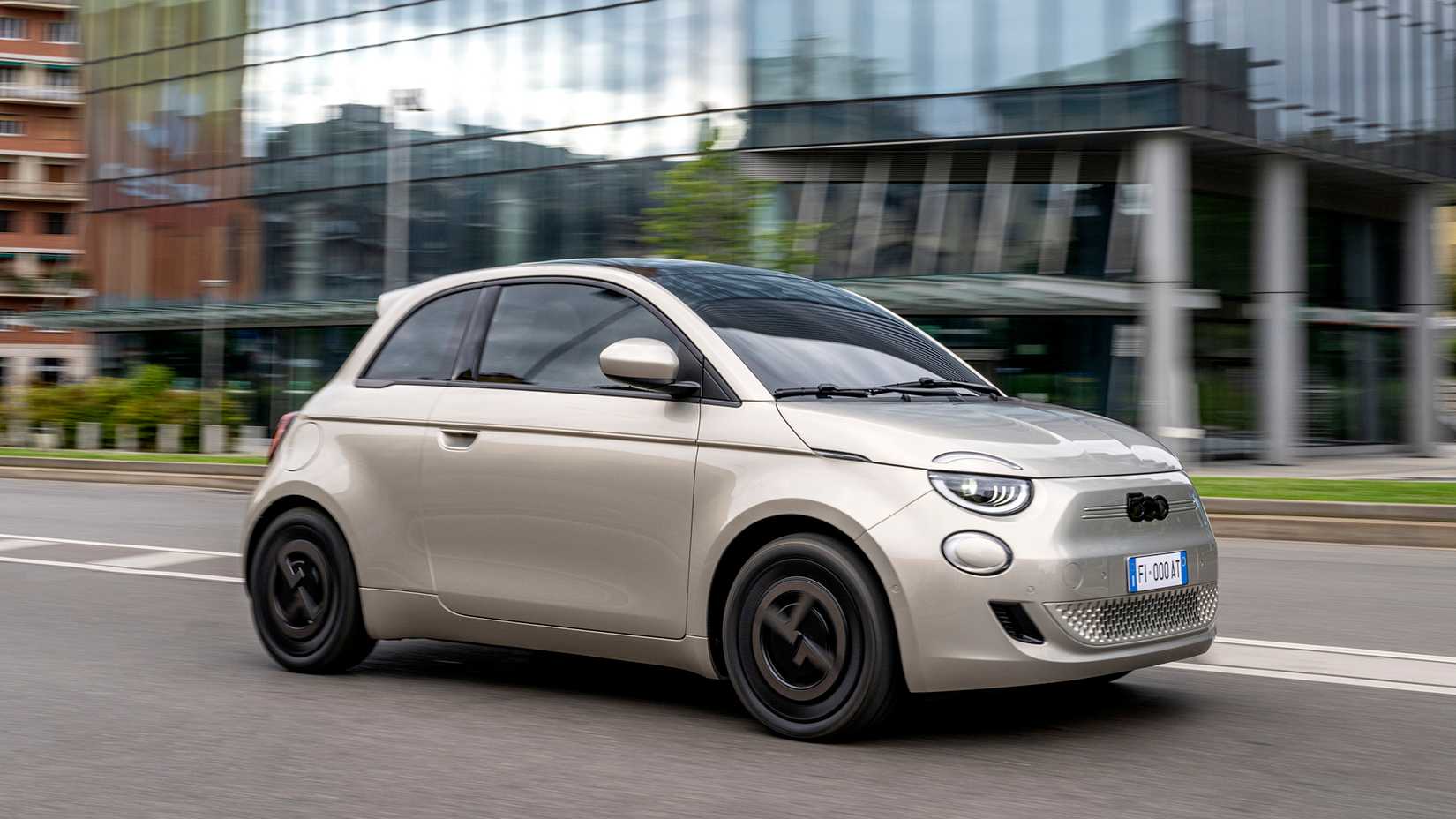 8 Charming Cars To Drive If You Love The Volkswagen Beetle 8-charming-cars-to-drive-if-you-love-the-volkswagen-beetle