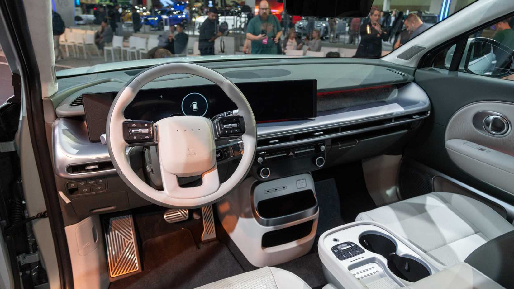 2025 Hyundai IONIQ 9 at LAAS 2024 interior shot