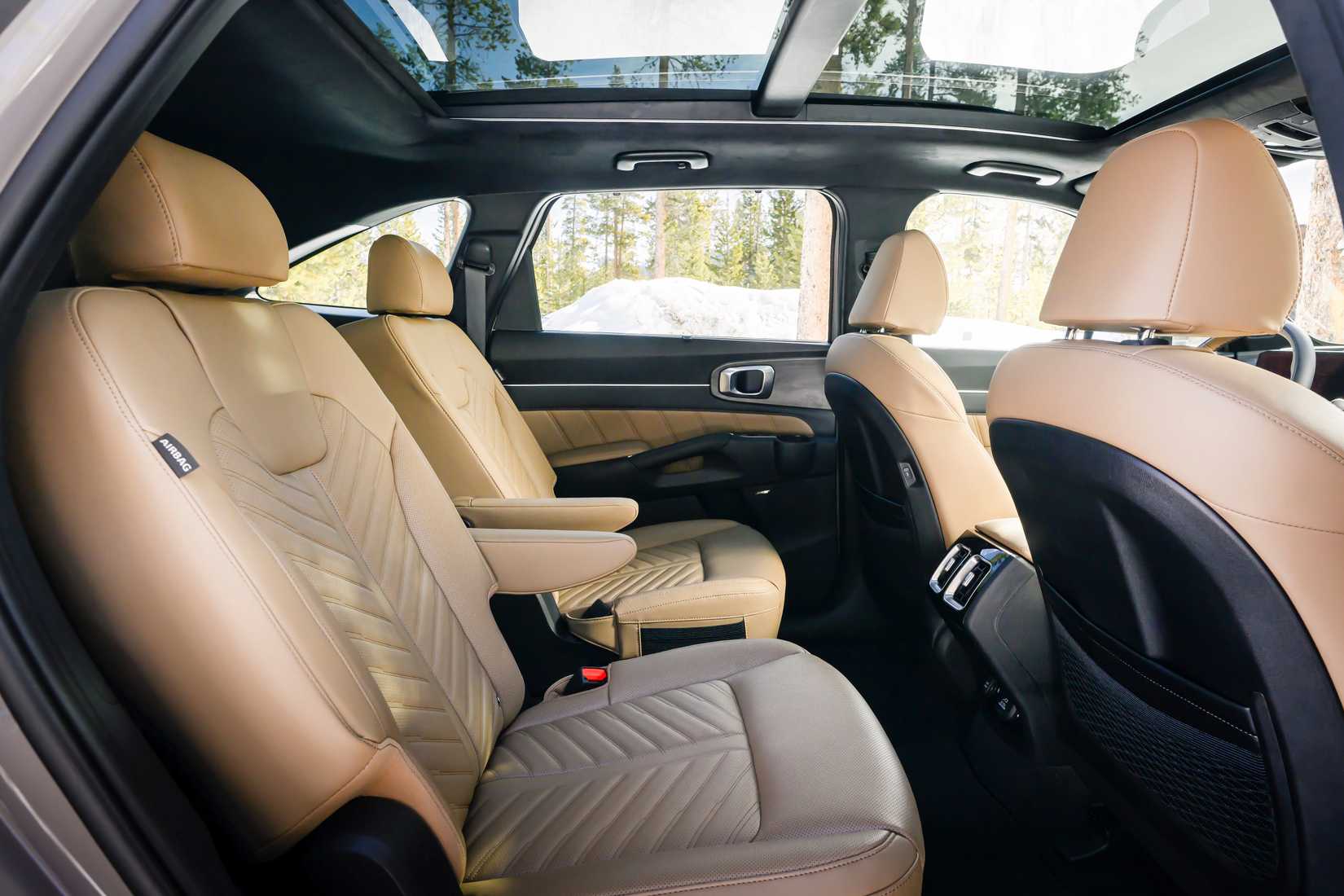 2024 Kia Sorento Interior And Exterior Photo Gallery 2024-kia-sorento-interior-and-exterior-photo-gallery
