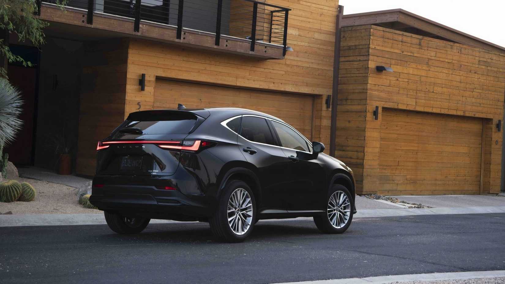 Rear 3/4 shot of a 2024 Lexus NX 350