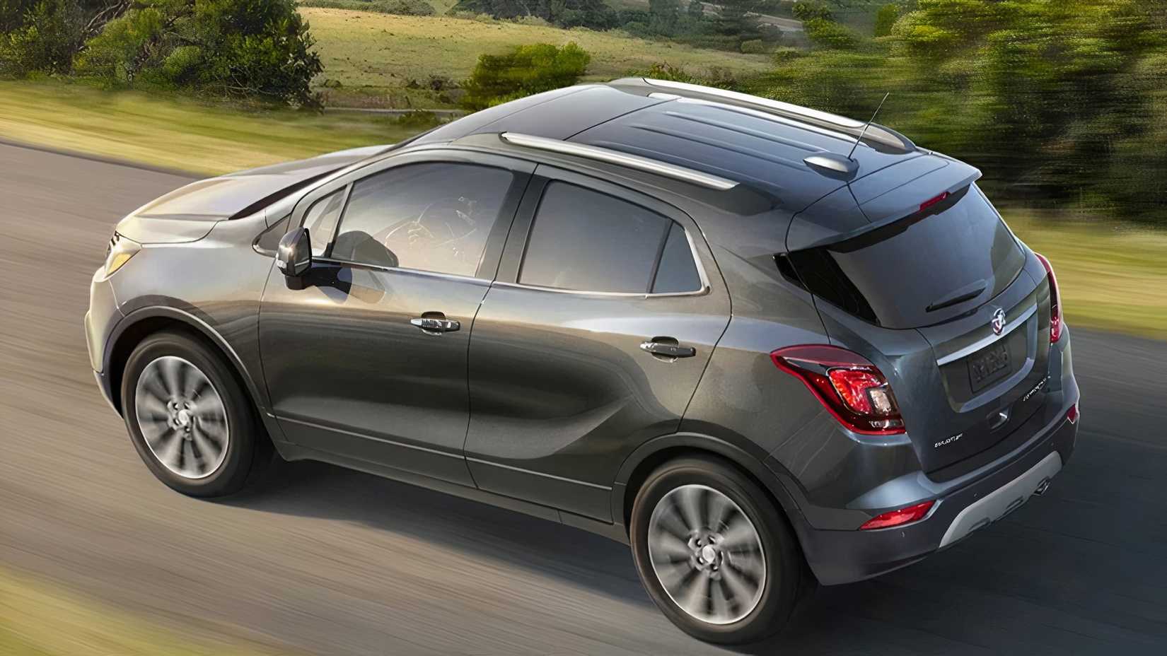 Ariel foto de um Buick Encore 2021