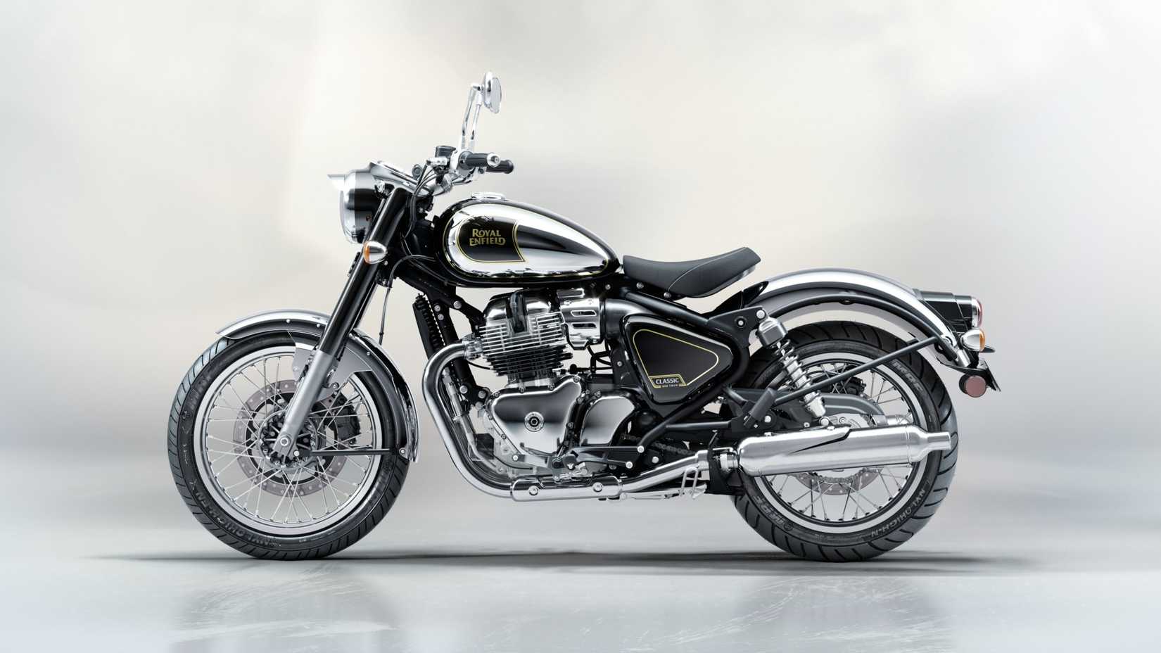 Foto estática do perfil lateral Royal Enfield Classic 650 Black Chrome