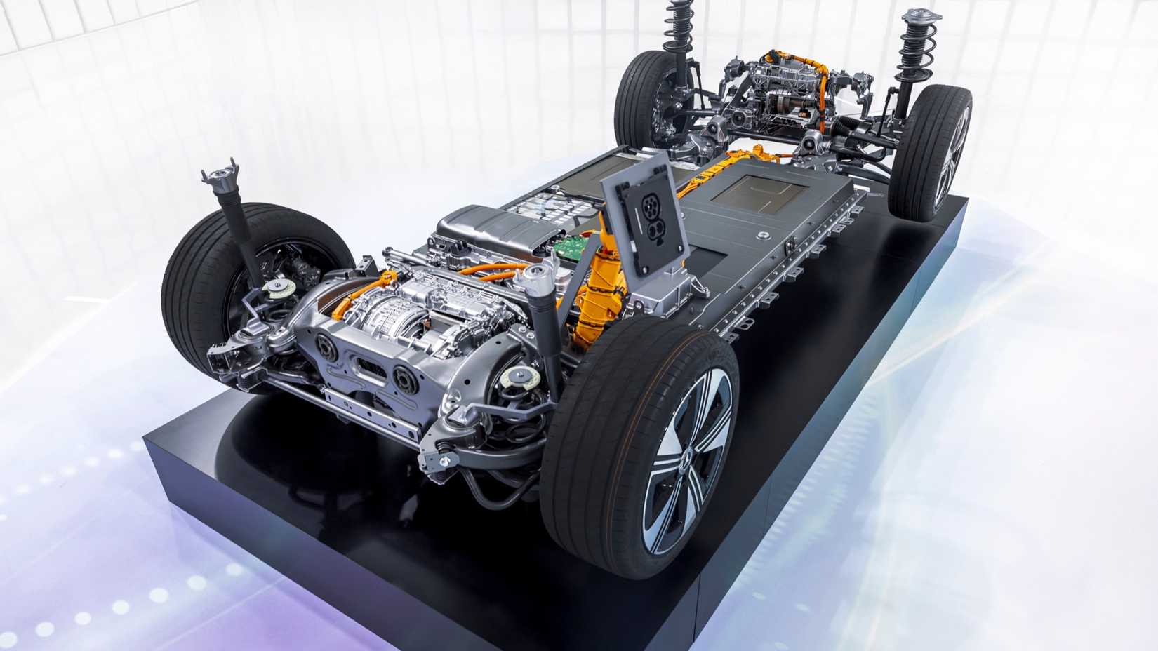 Mercedes-Benz CLA EV MMA platform