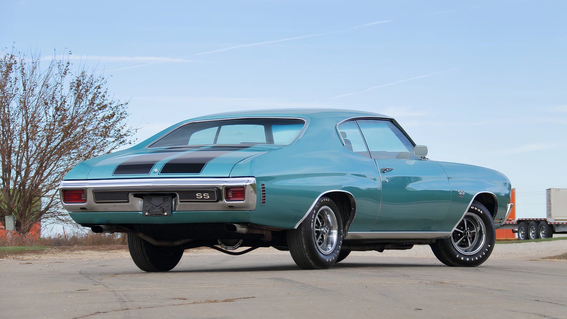 Golden Age Muscle Car Faceoff: Road Runner Vs. Chevelle – The Real ...