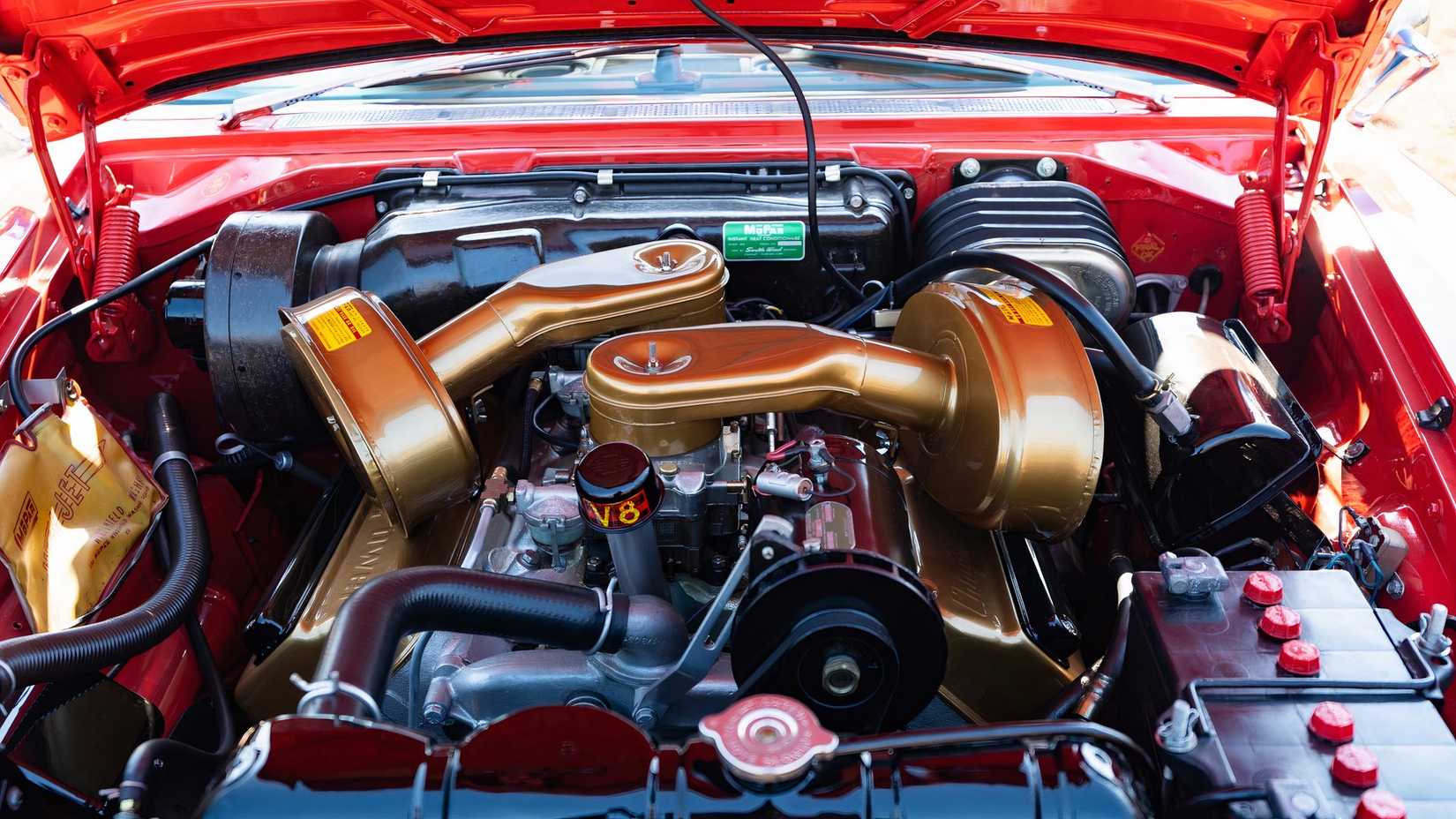 Engine of 1957 Chrysler 300C