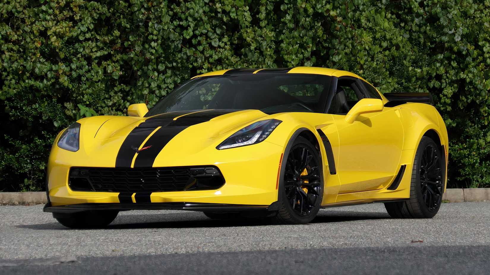 3/4 front view of 2019 Chevrolet Corvette Z06