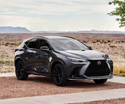 Front 3/4 shot of a 2024 Lexus NX 350