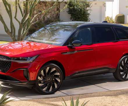 red 2025 Lincoln Nautilus