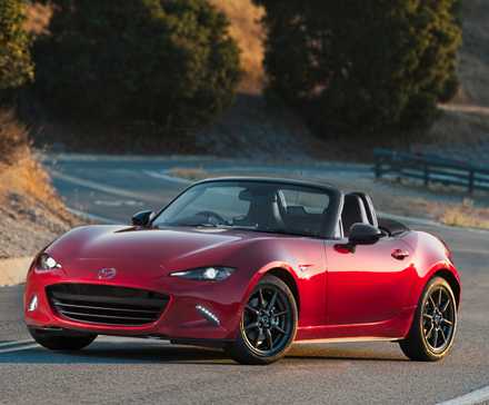 2016 Mazda MX-5 Miata Club action shot