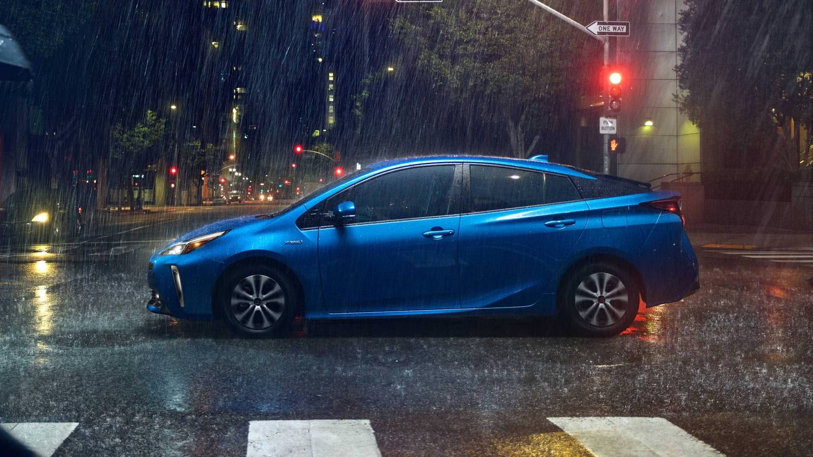The 600-Mile Range Hybrid That Costs Less Than An Entry-Level Toyota