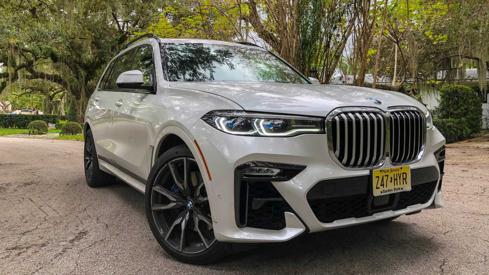 2020 BMW X7 - Driven
