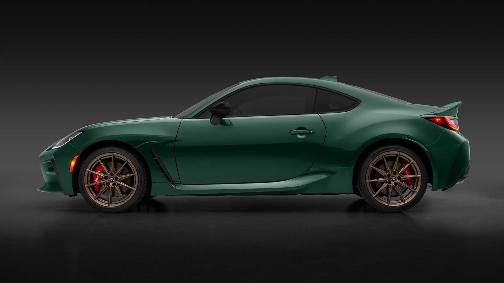 2025 Toyota GR86 Hakone Special Edition side studio shot