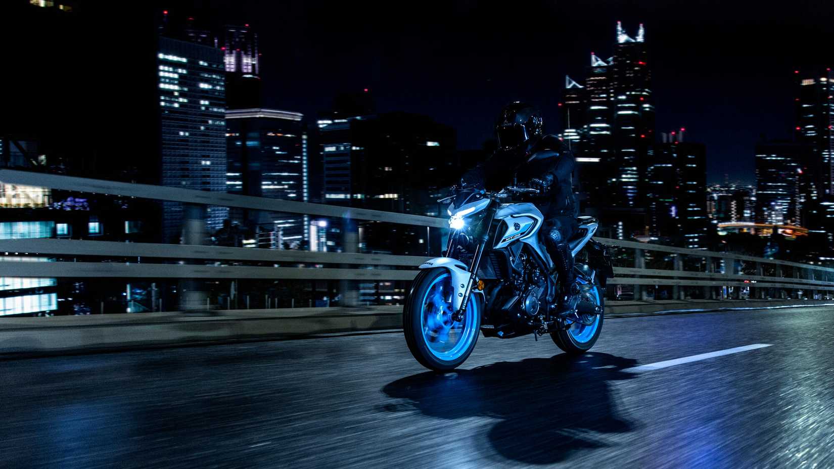 2025 Yamaha MT-03 Ação 2