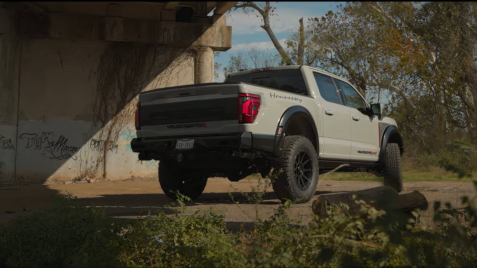 Drool Over The Supercharger Whine On This 1,000 HP VelociRaptoR