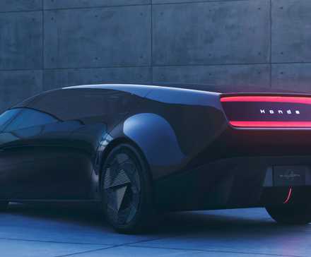 Rear three-quarters shot of a Honda 0 Series concept model Saloon