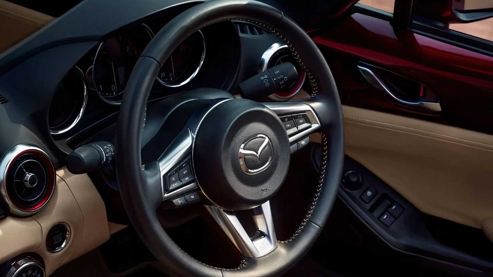 Volante da edição do 35º aniversário do Mazda MX-5 Miata 2025