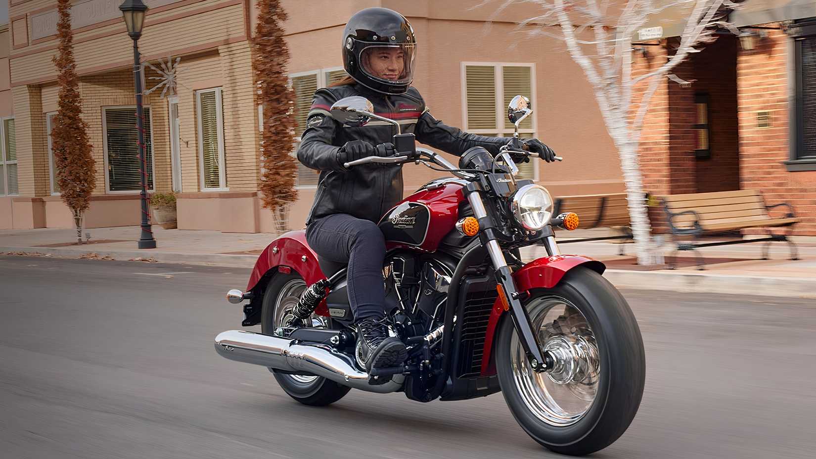 2025 Indian Scout Classic cruising front third quarter view