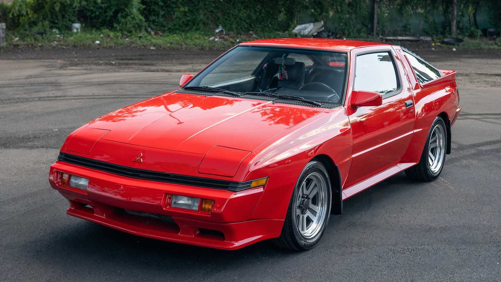 3/4 front view of 1986 Mitsubishi Starion ESI-R