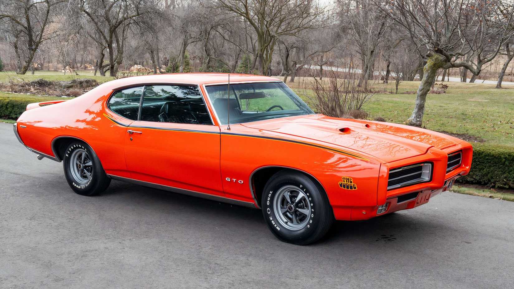 3/4 side view of 1969 Pontiac GTO Judge