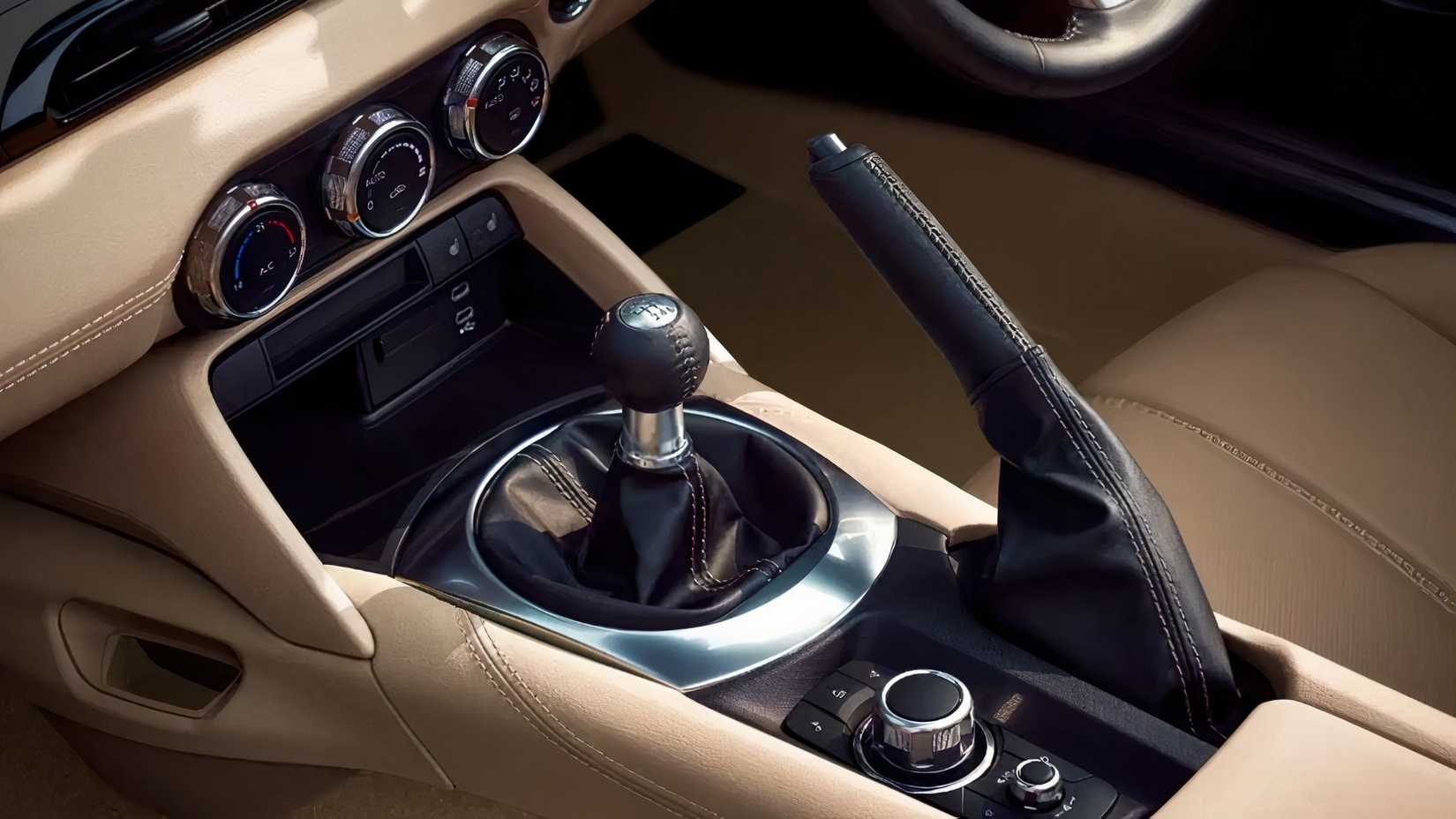 2025 Mazda MX-5 Miata 35th Anniversary Edition Center Console