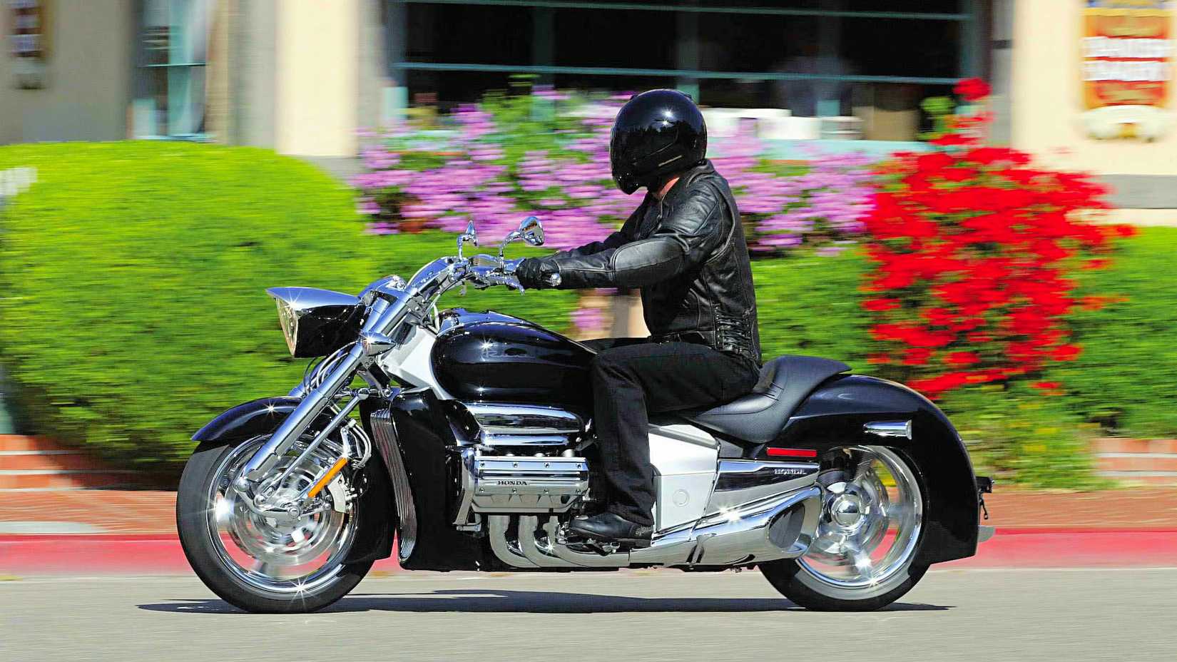 Rider on a 2004 Honda Valkyrie Rune