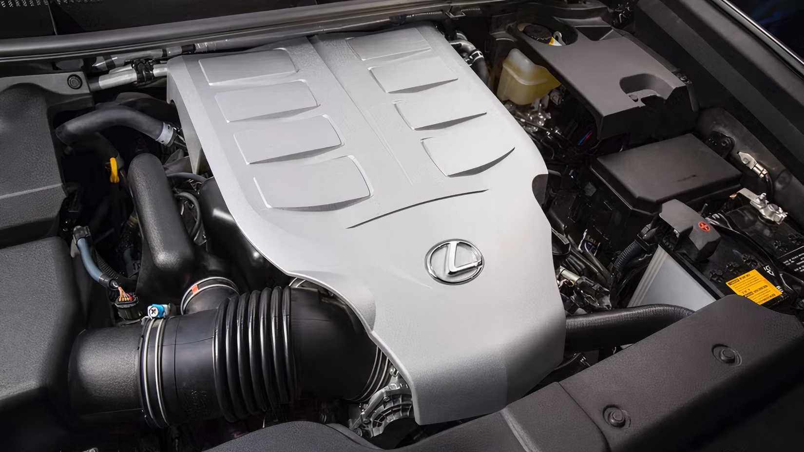 Shot of a 2015 Lexus GX 460's engine